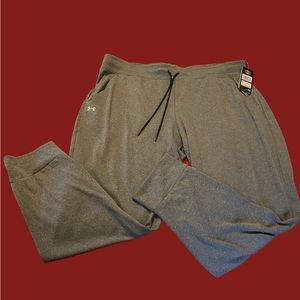 NWT Gray Heatgear Under Armour loose pants